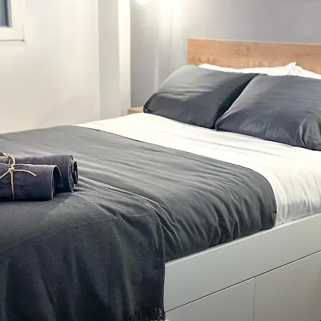 Moderno Reformado Con Ascensor Apartman