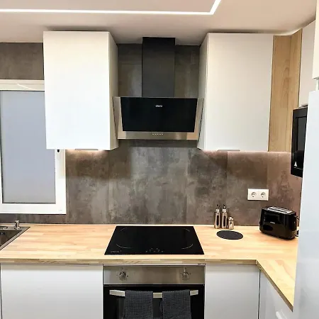 Moderno Reformado Con Ascensor Apartman *
