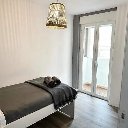Moderno Reformado Con Ascensor Apartman Huelva