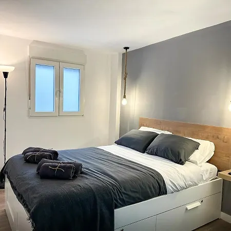 Moderno Reformado Con Ascensor Apartman *
